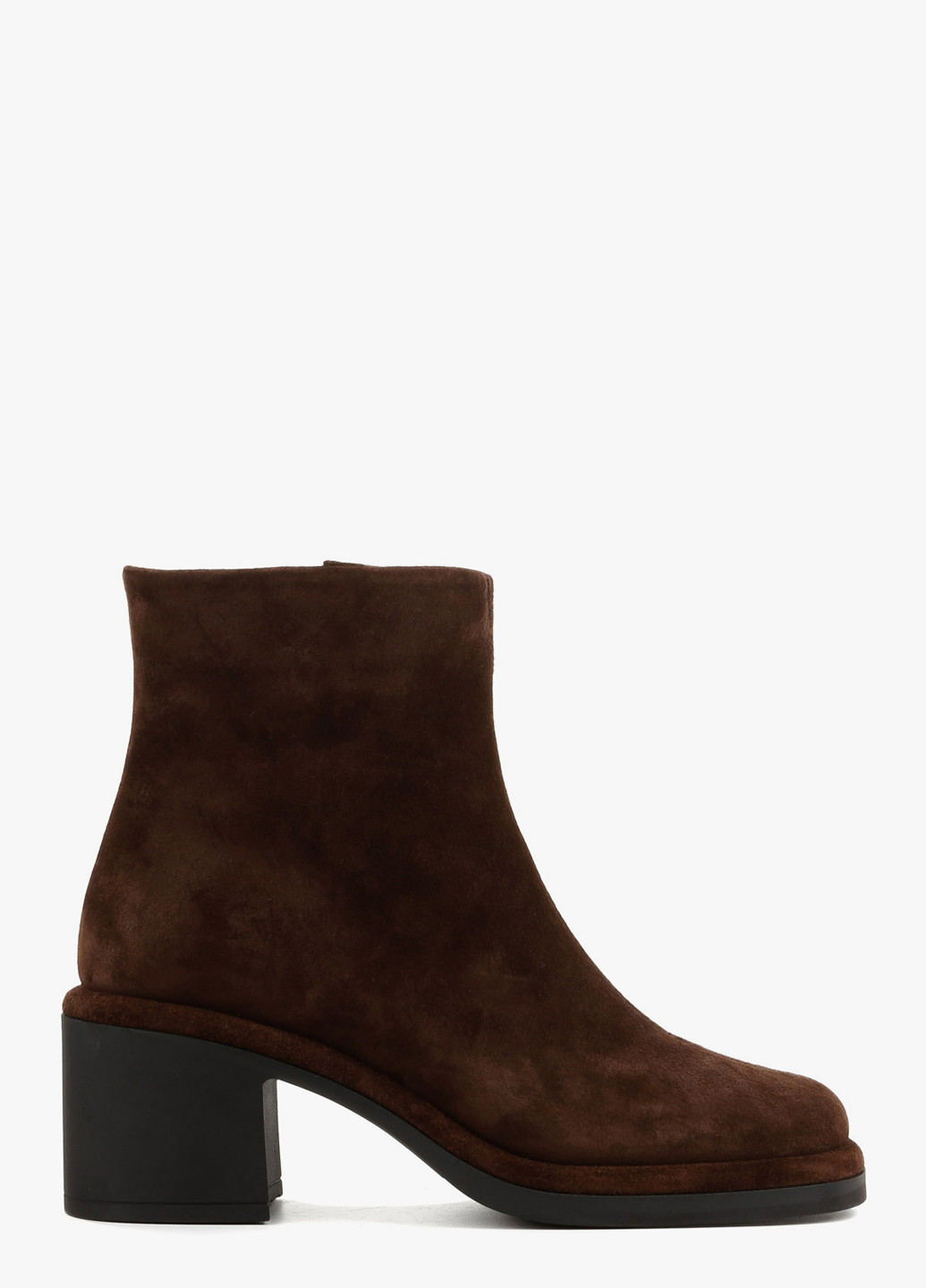 Осенние ботинки Le'BERDES без декора из натуральной замши