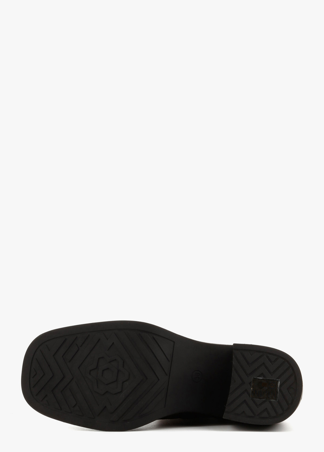 Осенние ботинки Le'BERDES без декора из натуральной замши