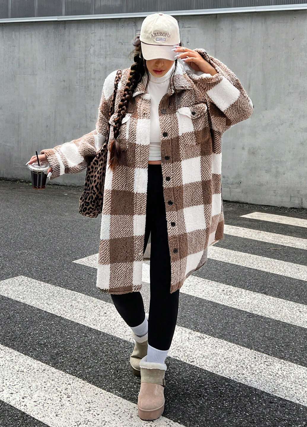 Світло-коричневе зимнє Пальто пальто-сорочка SHEIN