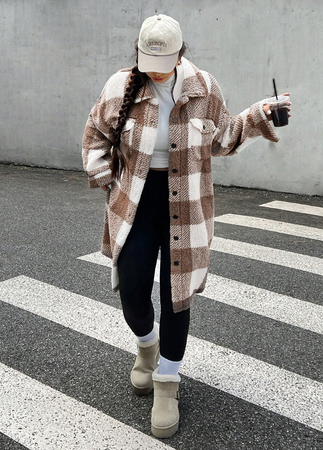 Світло-коричневе зимнє Пальто пальто-сорочка SHEIN