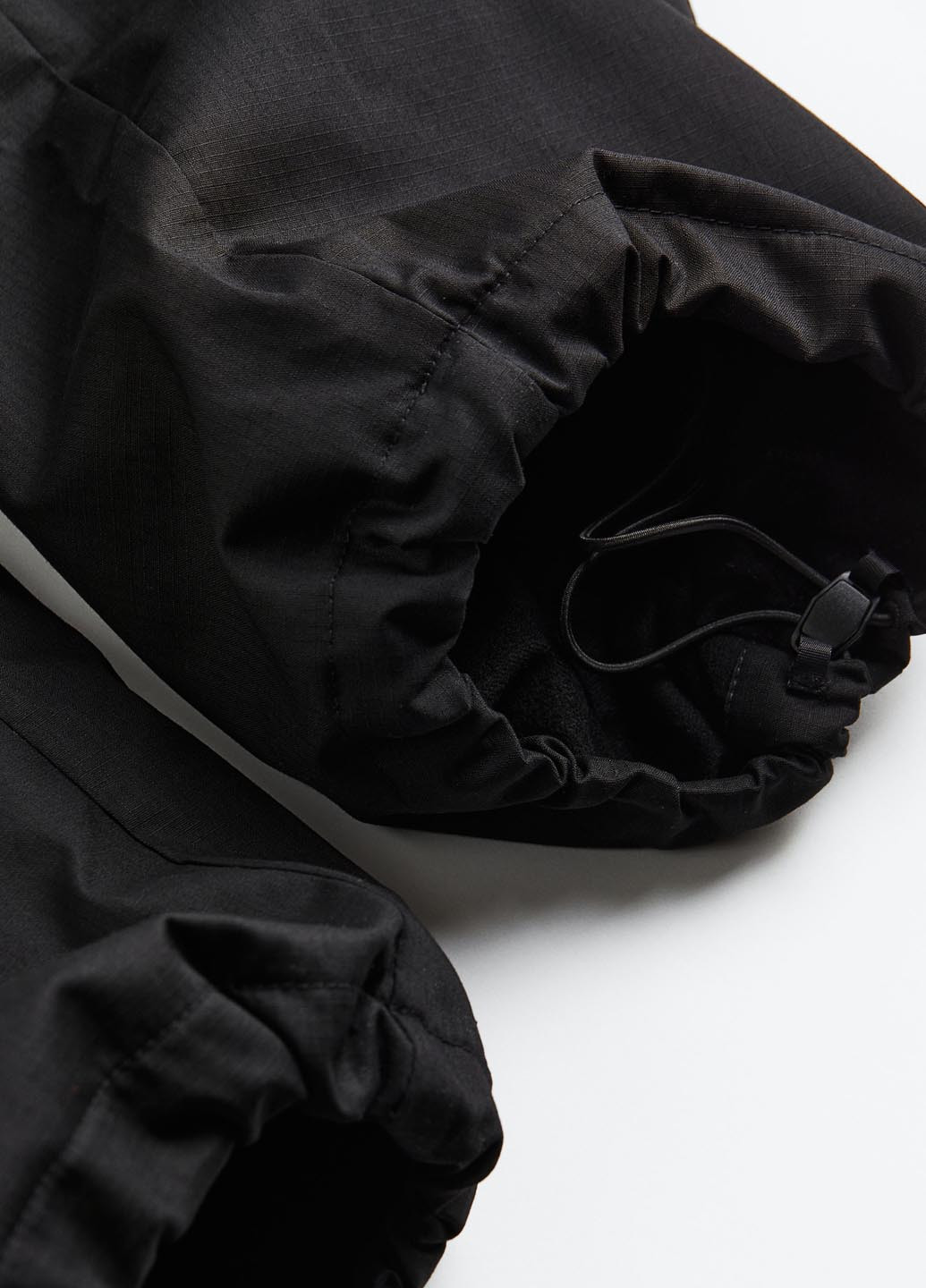 Черные кэжуал демисезонные карго, прямые брюки H&M