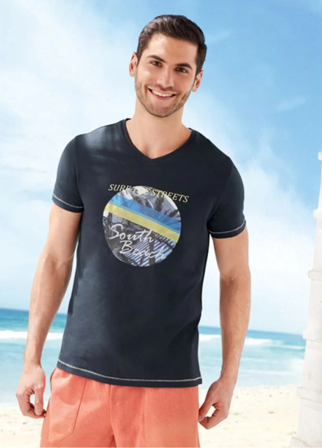 Темно-синя футболка Livergy