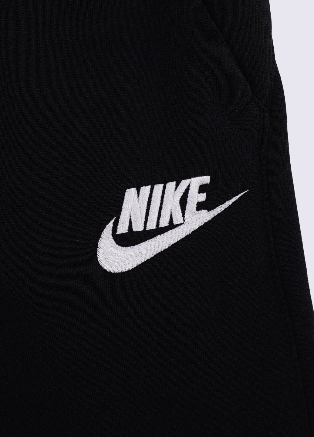 Черные спортивные демисезонные брюки джоггеры Nike