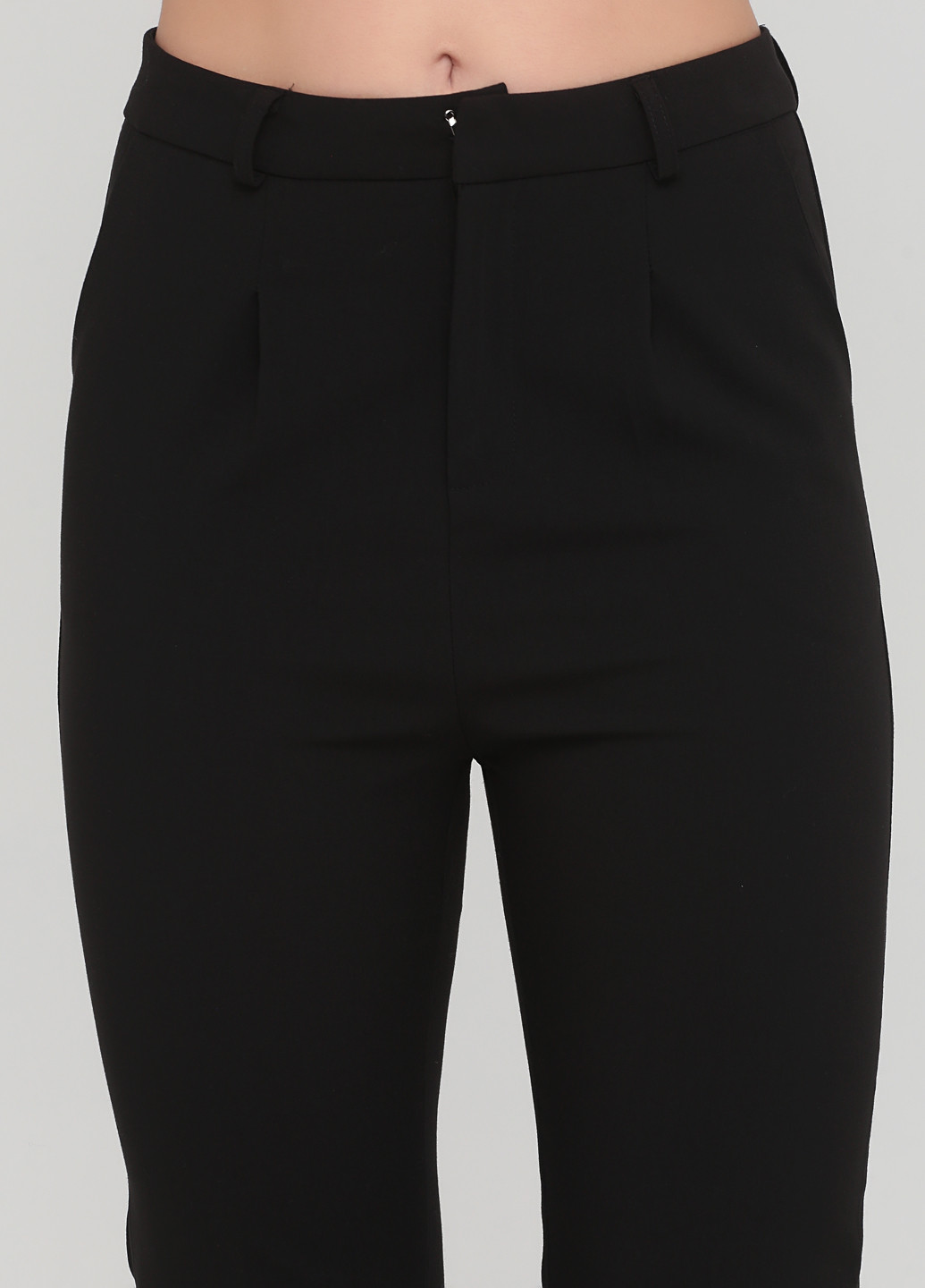 Черные кэжуал демисезонные укороченные, зауженные брюки Wei Wei
