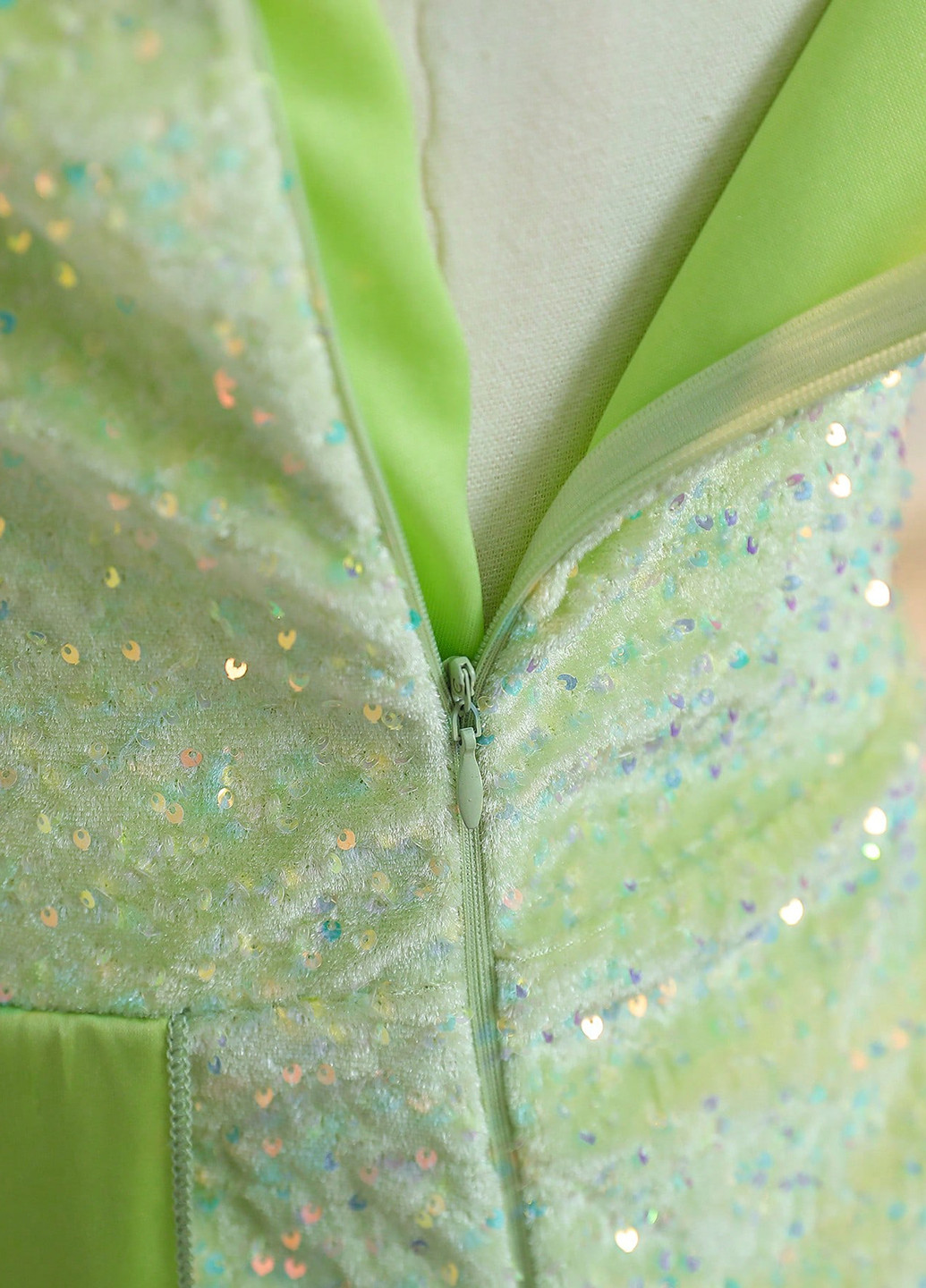 Світло-зелена сукня SHEIN (316734611)