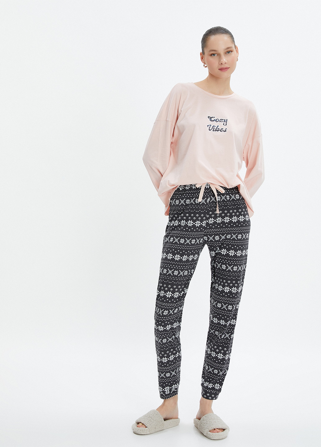 Светло-розовая всесезон пижама (лонгслив, брюки) лонгслив + брюки KOTON
