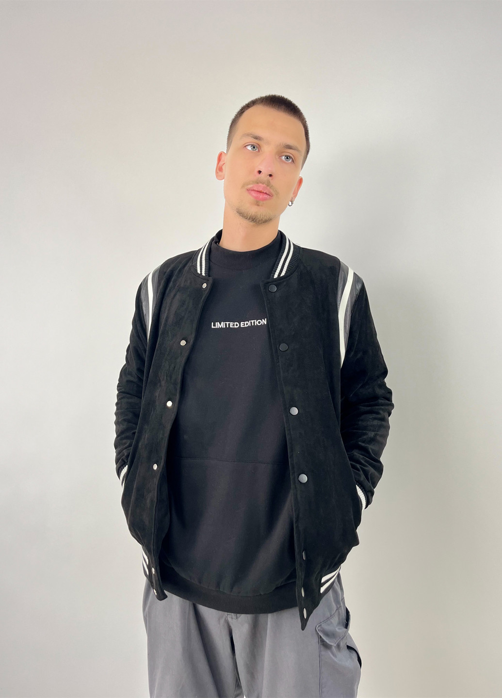 Бомбер Boohoo бейсбольний на магніти (302726704)