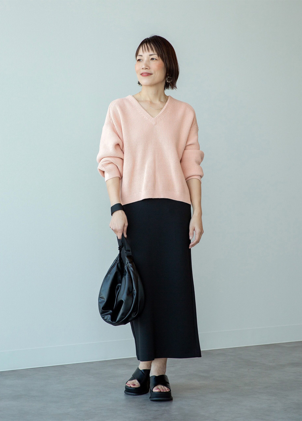 Черная кэжуал, офисная однотонная юбка Uniqlo карандаш