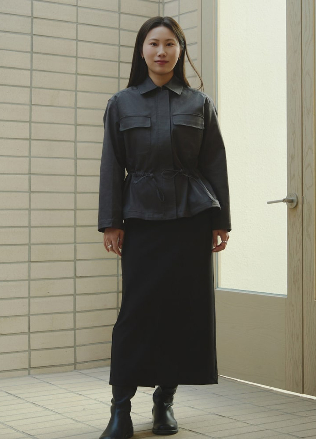 Черная кэжуал, офисная однотонная юбка Uniqlo карандаш