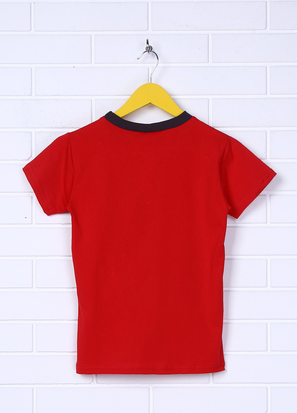 Красная летняя футболка с коротким рукавом Фабрика наш одяг