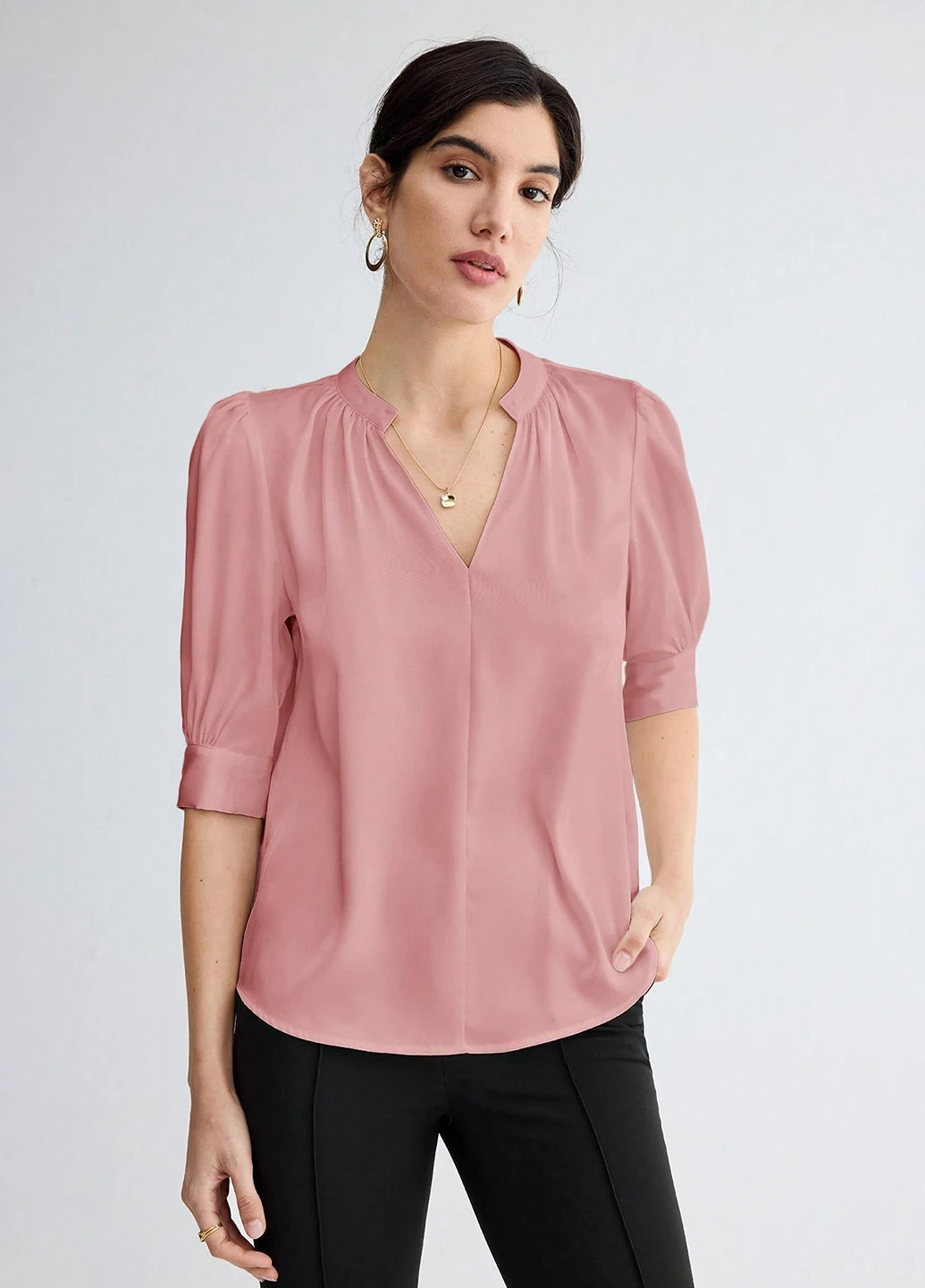 Пудровая блуза SHEIN