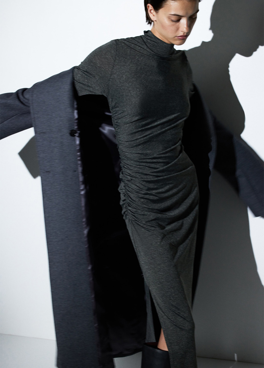 Темно-сіра кежуал сукня силуетна, сукня-водолазка H&M меланжева