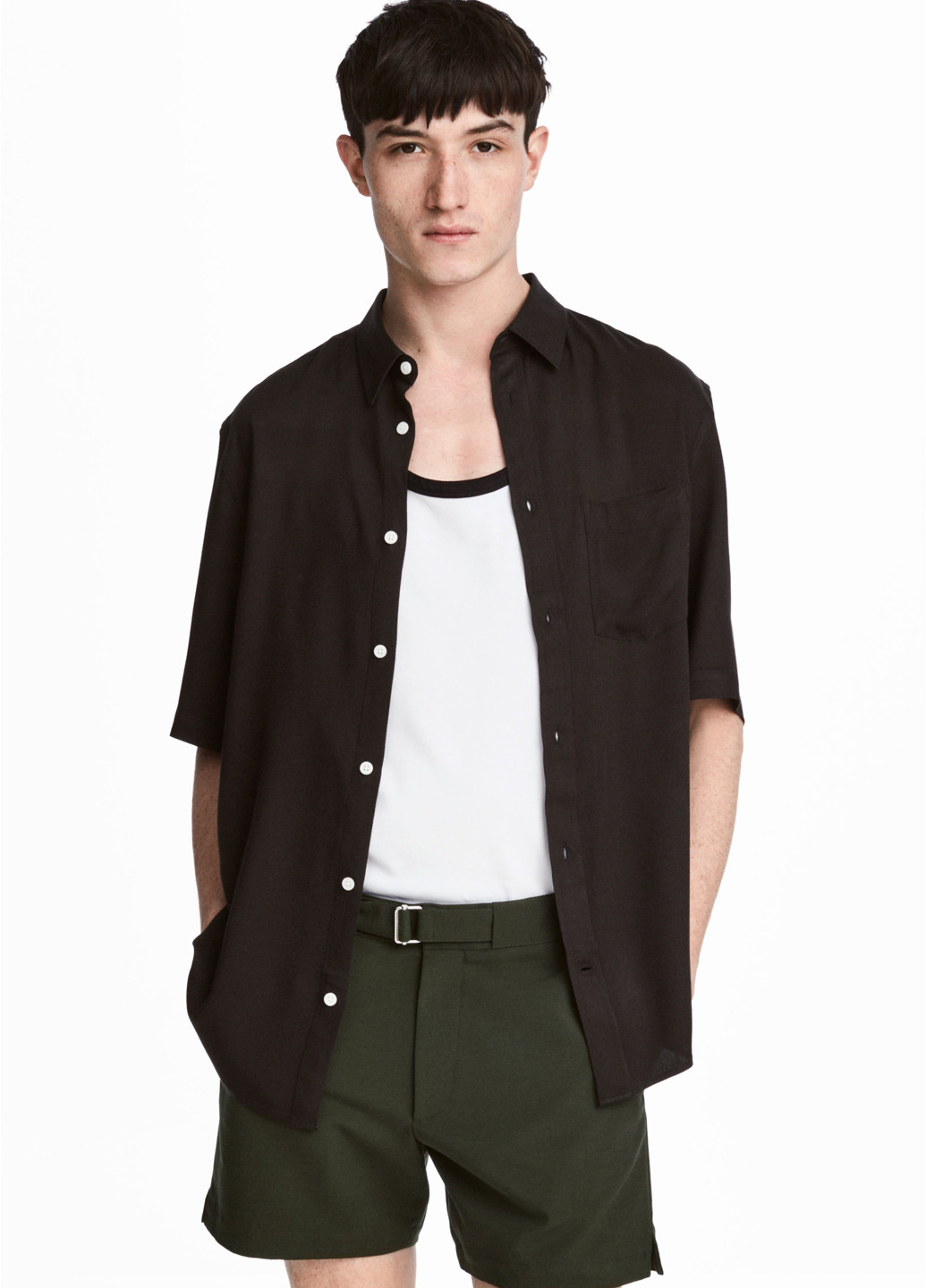 Черная кэжуал рубашка однотонная H&M с коротким рукавом