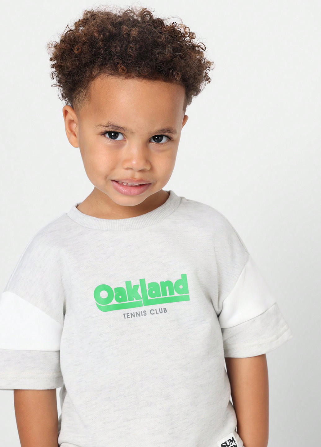 Світло-сірий літній костюм (футболка, шорти) з шортами SHEIN