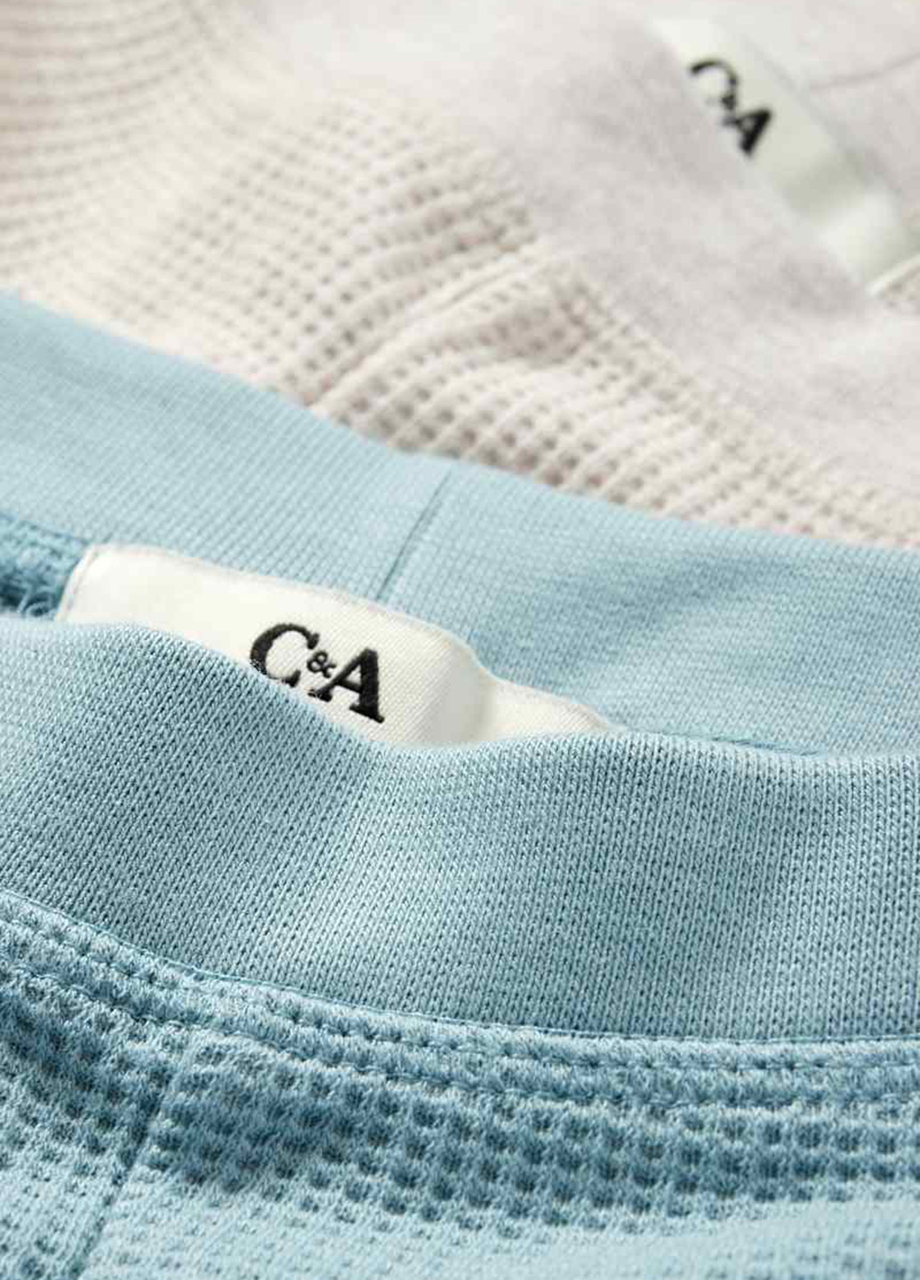 Комбинированные кэжуал демисезонные зауженные брюки C&A