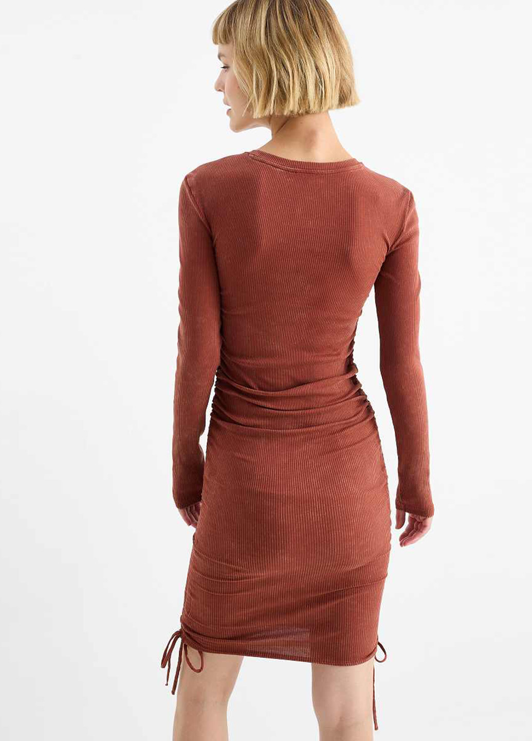 Терракотовое кэжуал платье силуэтная C&A однотонное