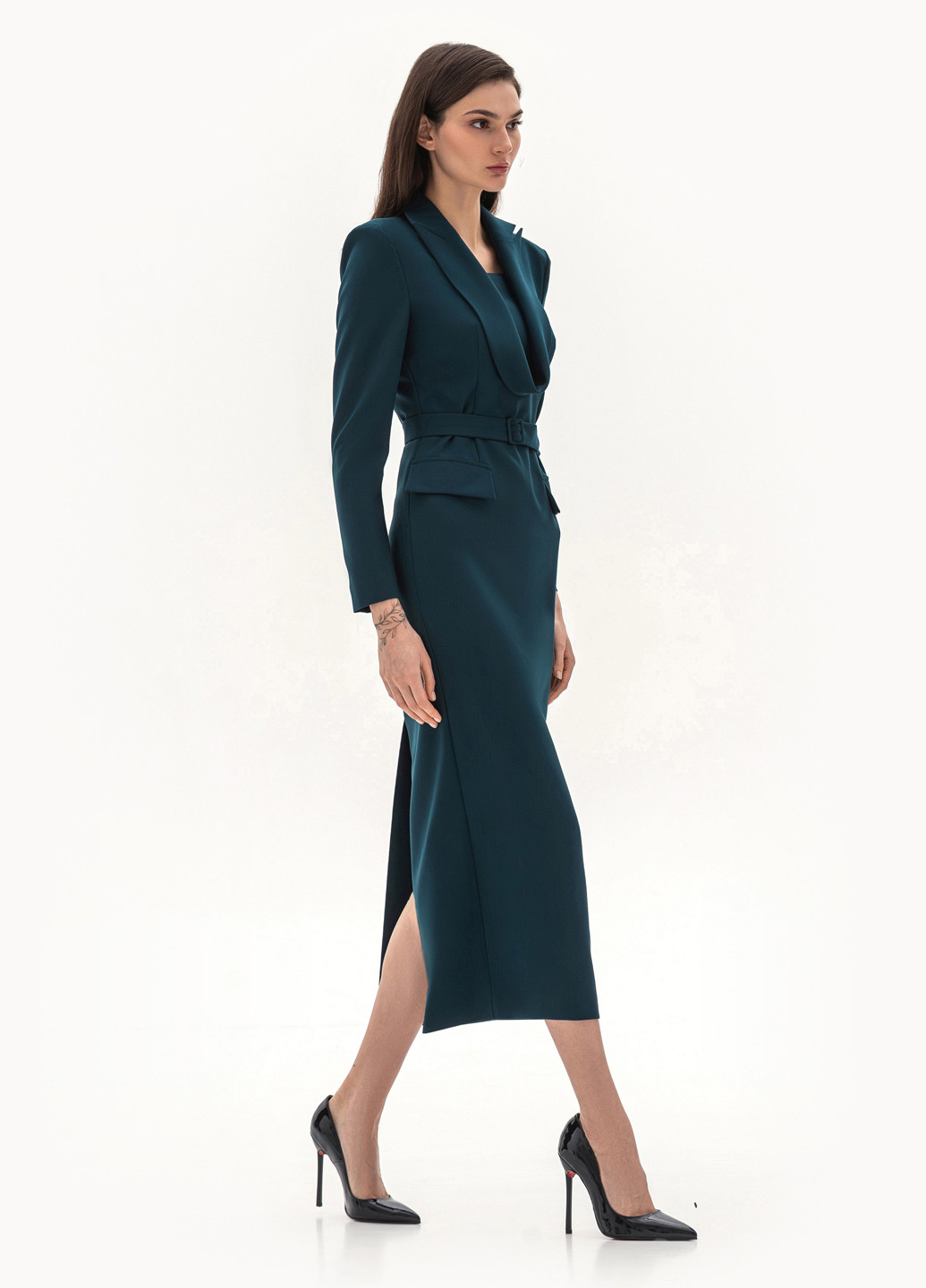 Изумрудное деловое, кэжуал платье платье-жакет BGL однотонное