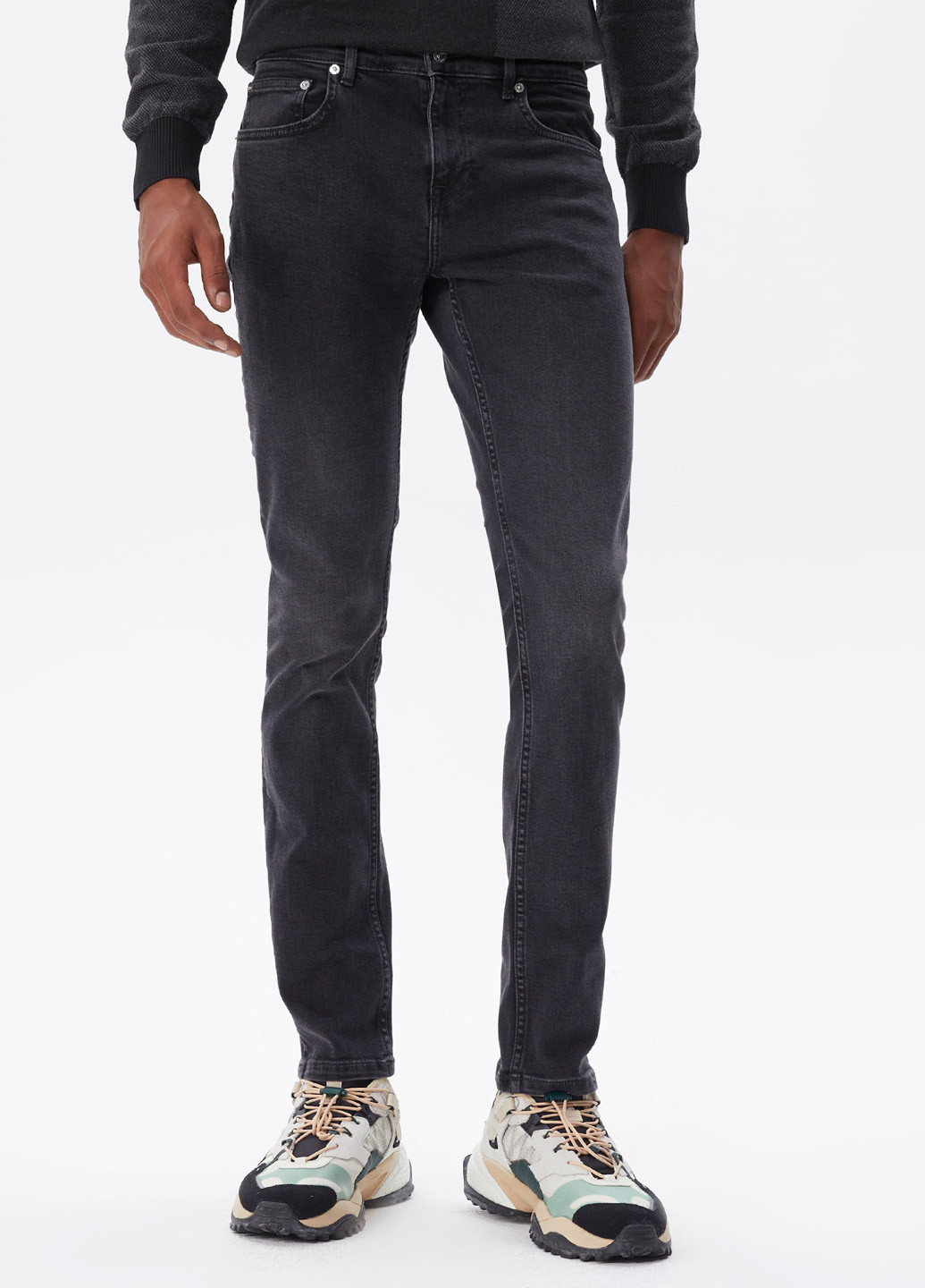 Темно-серые демисезонные зауженные джинсы Lacoste