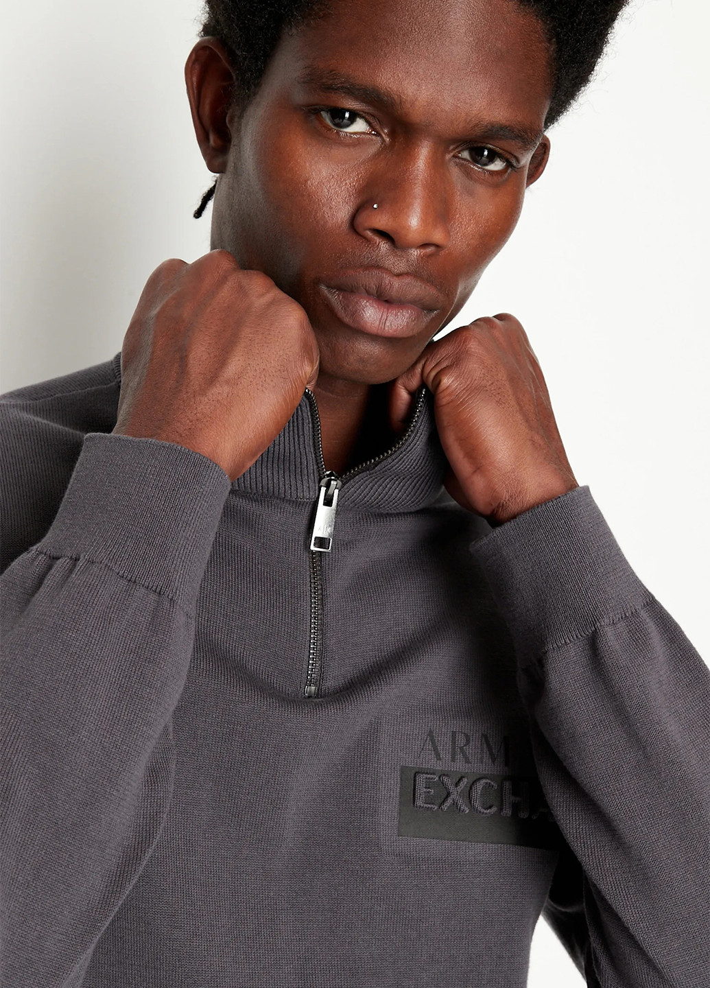 Серый демисезонный свитер джемпер Armani Exchange