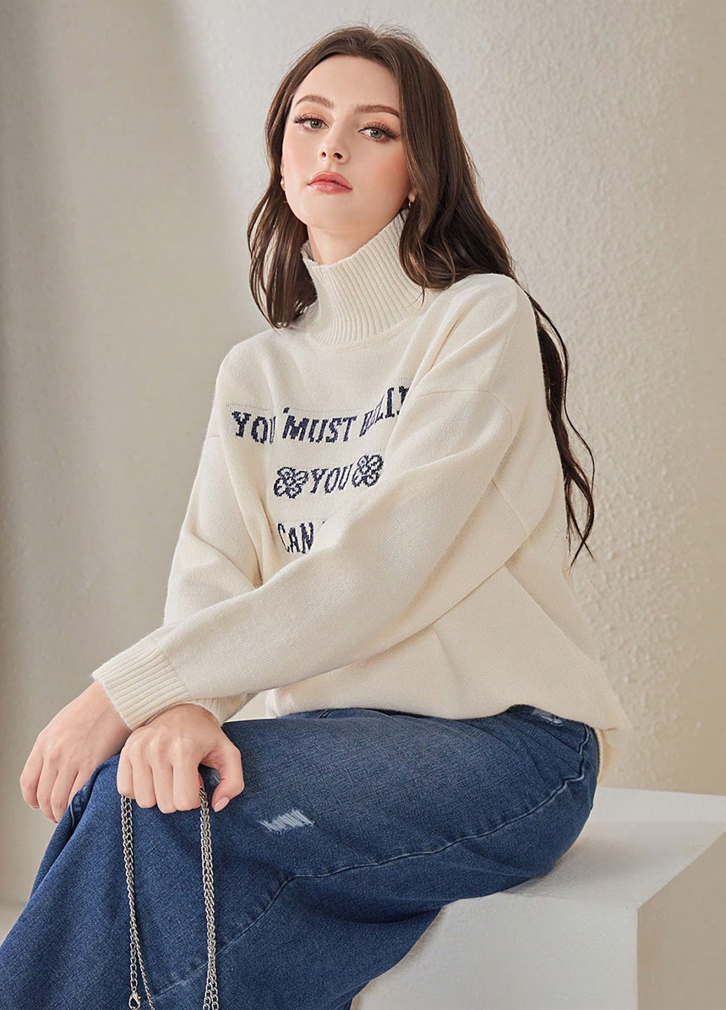 Айворі демісезонний светр SHEIN