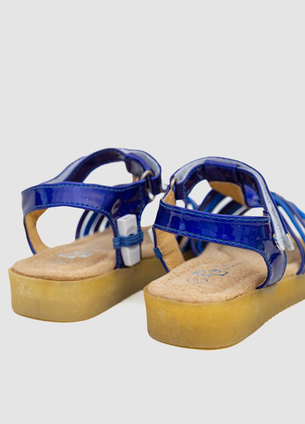 Синие босоножки Bee лаковые
