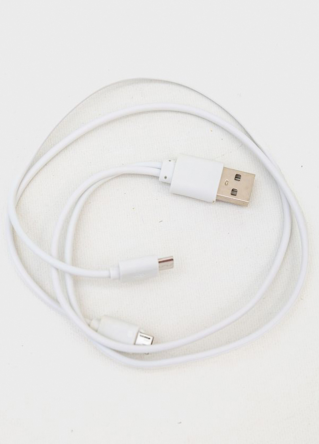 Синие босоножки Bee лаковые