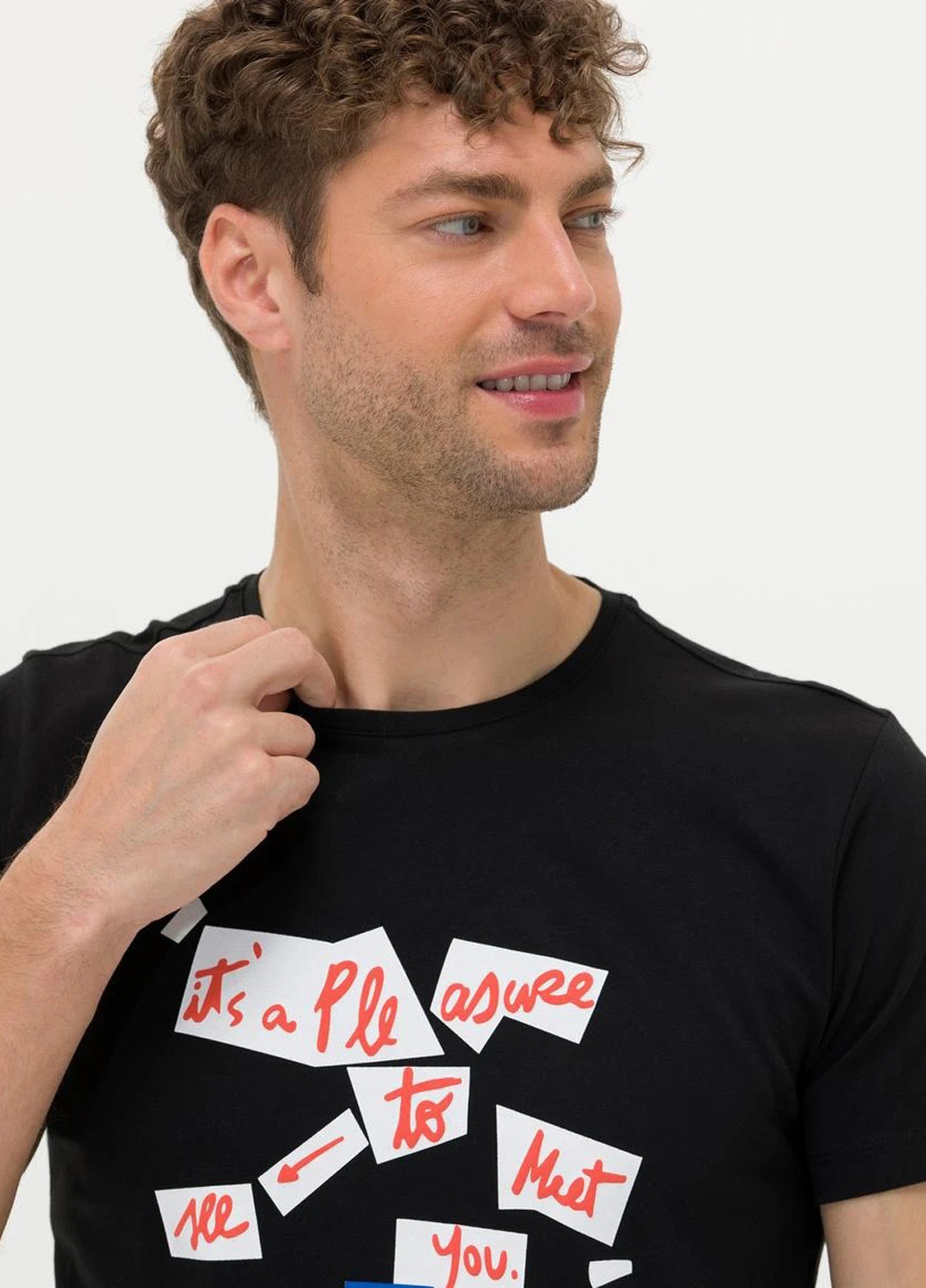 Чорна футболка Pierre Cardin