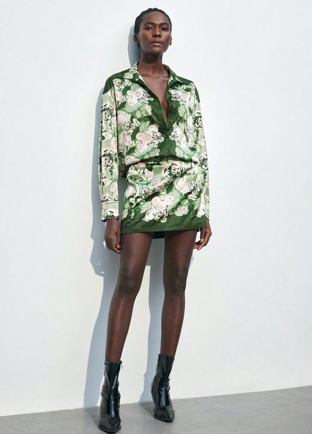 Зеленая кэжуал цветочной расцветки юбка SHEIN а-силуэта (трапеция)