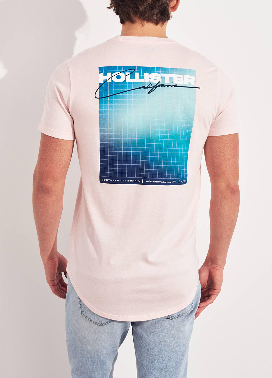 Світло-рожева футболка Hollister