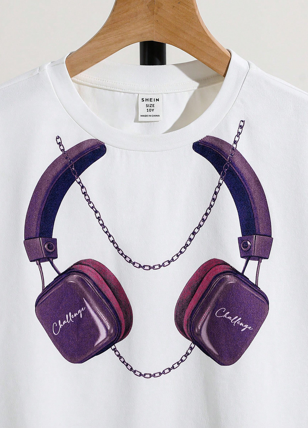 Белая летняя футболка SHEIN