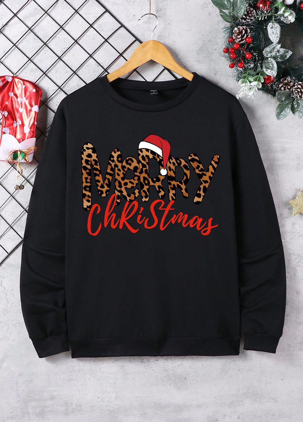 Черный свитшот SHEIN новогодний без декора (346790203)