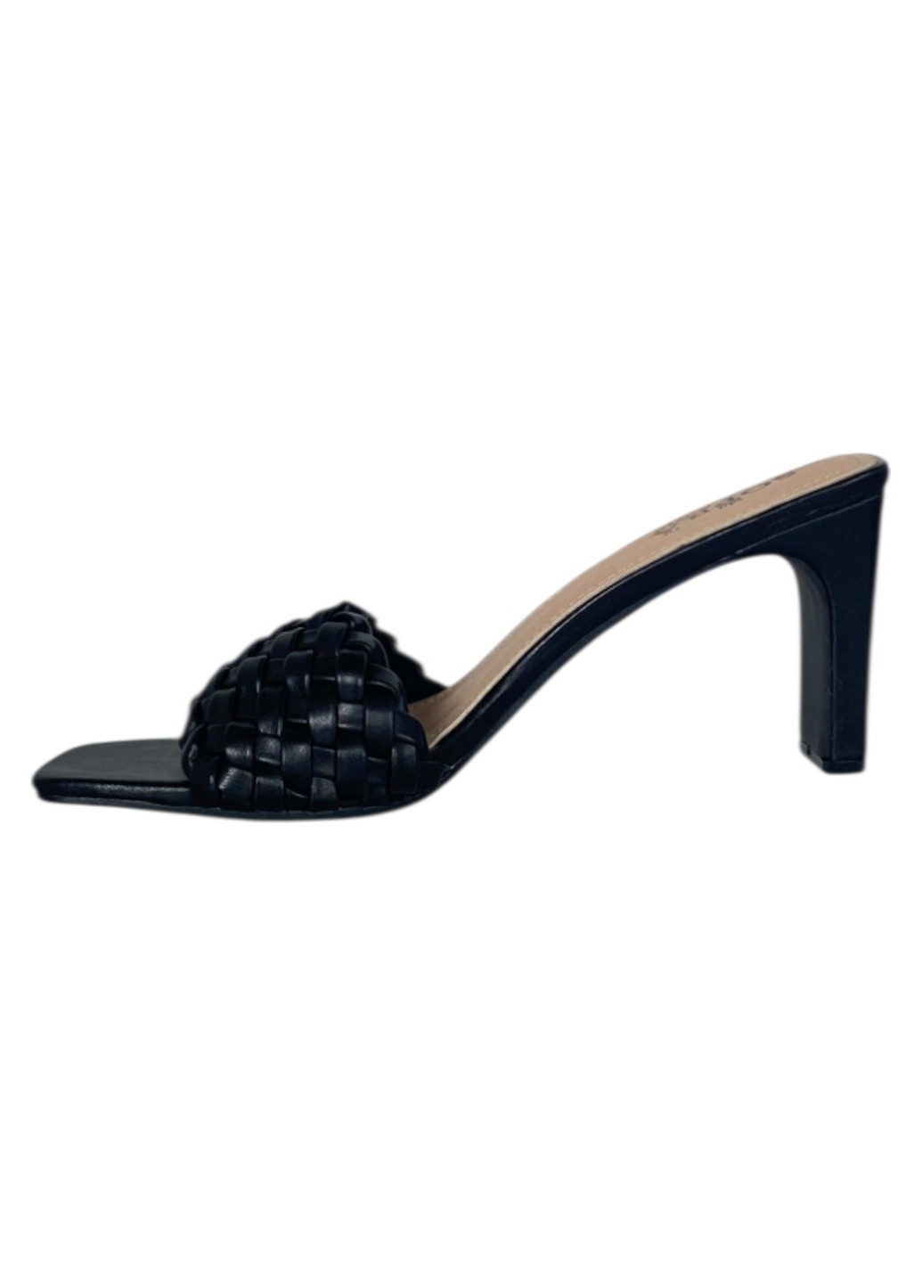 Черные шлепанцы Sopra