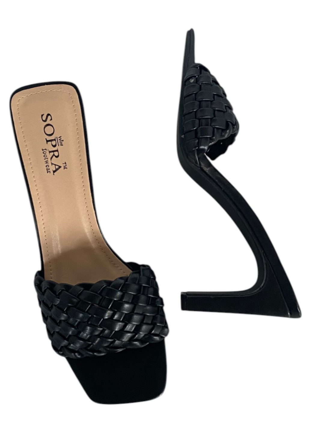 Черные шлепанцы Sopra