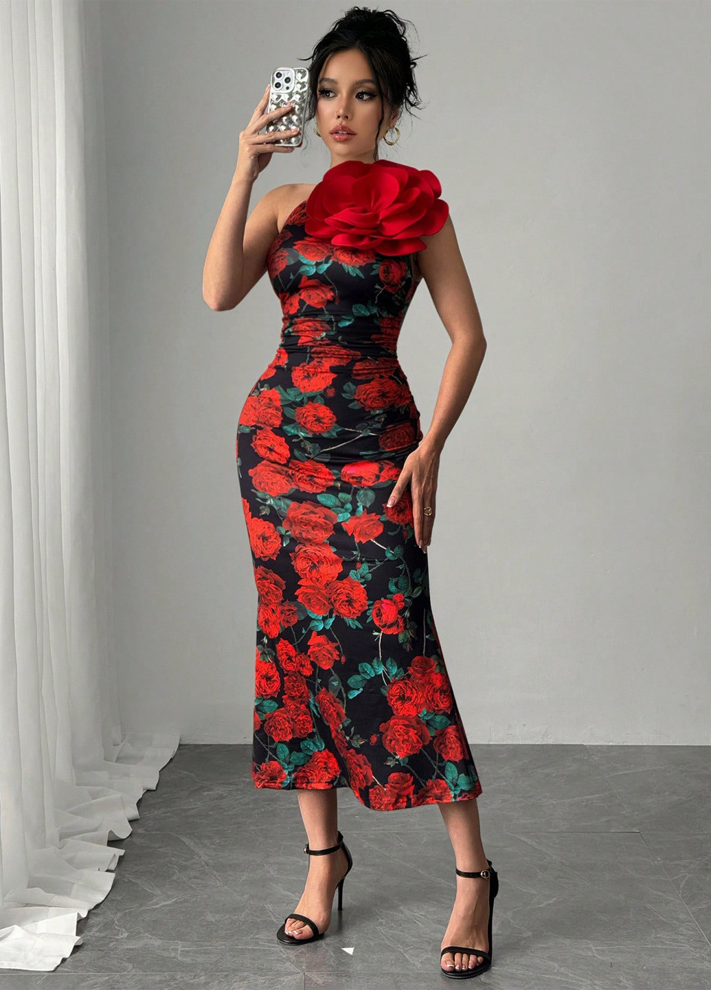Чорна вечірня сукня годе SHEIN троянди