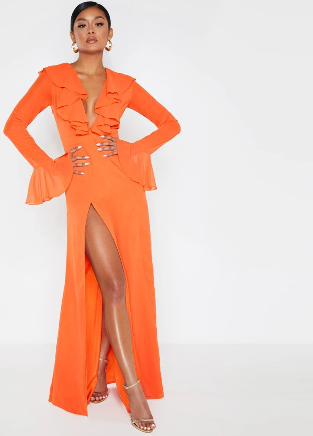 Оранжевое вечернее платье PrettyLittleThing однотонное