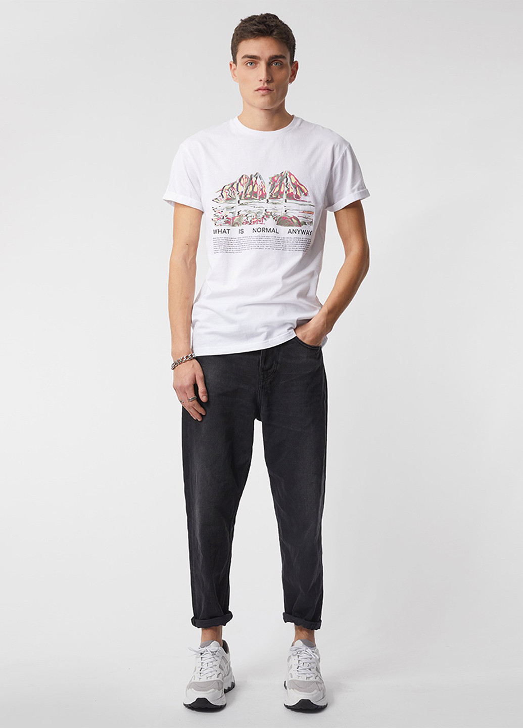 Біла футболка YPS