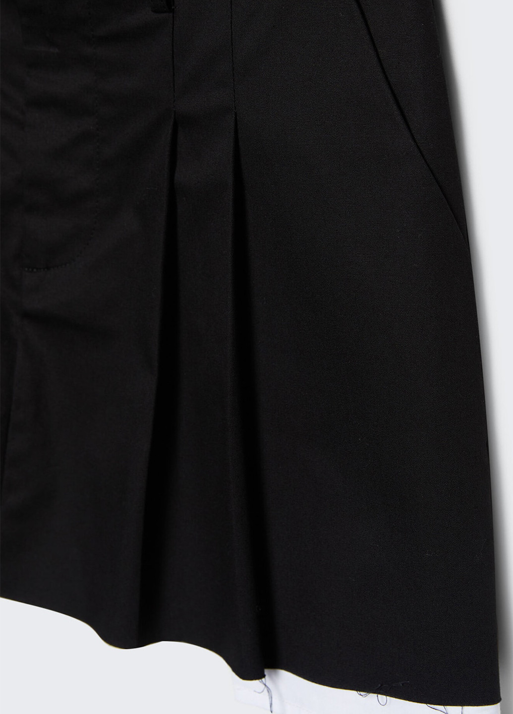Черная кэжуал однотонная юбка Stradivarius клешированная