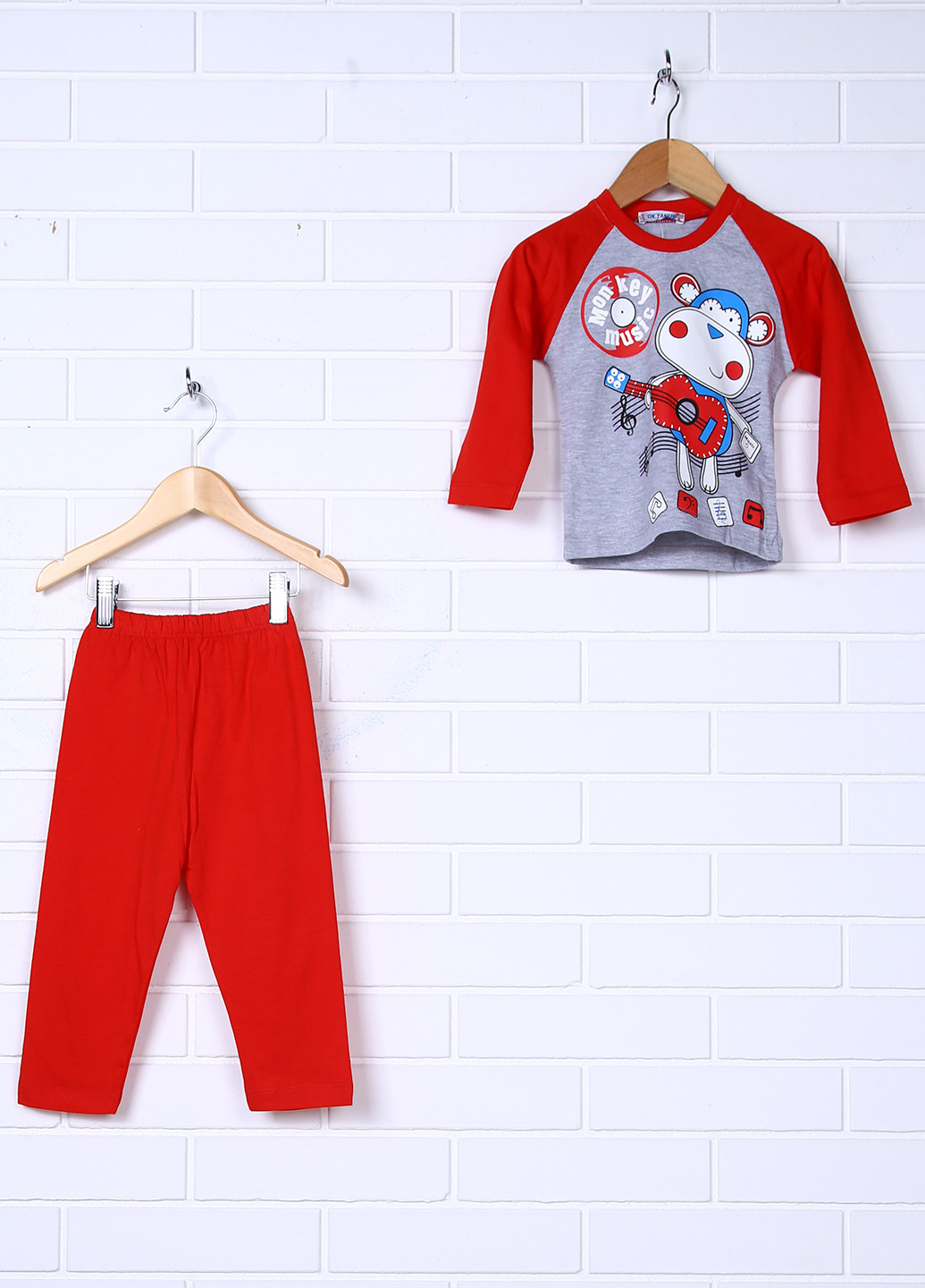 Красная всесезон пижама (кофта, брюки) Okyanus Baby