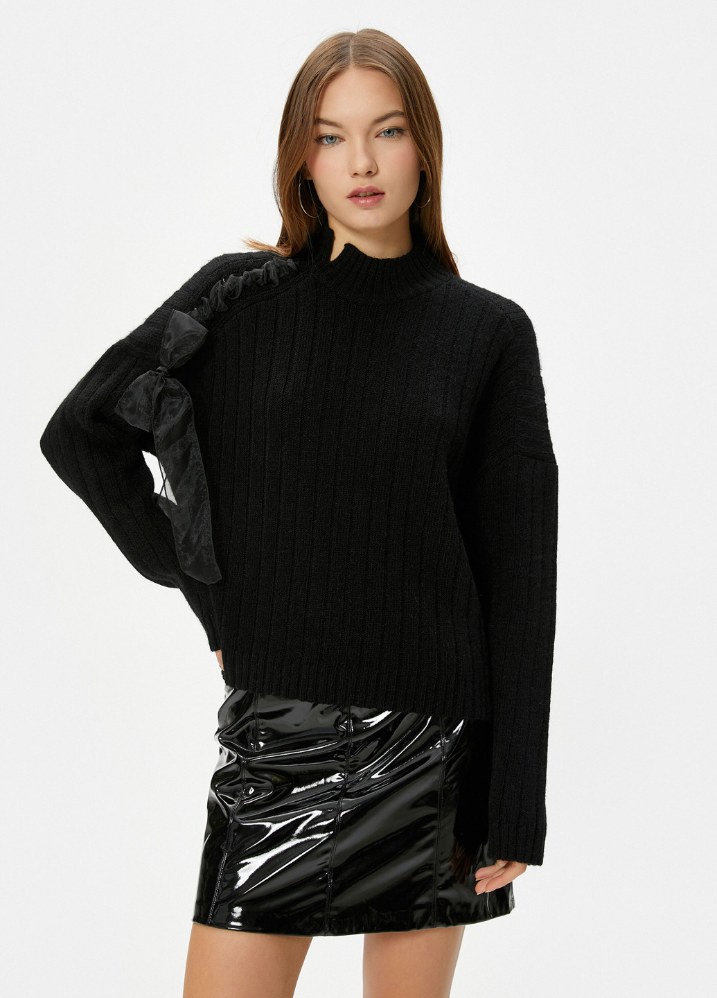 Чорний демісезонний світер KOTON