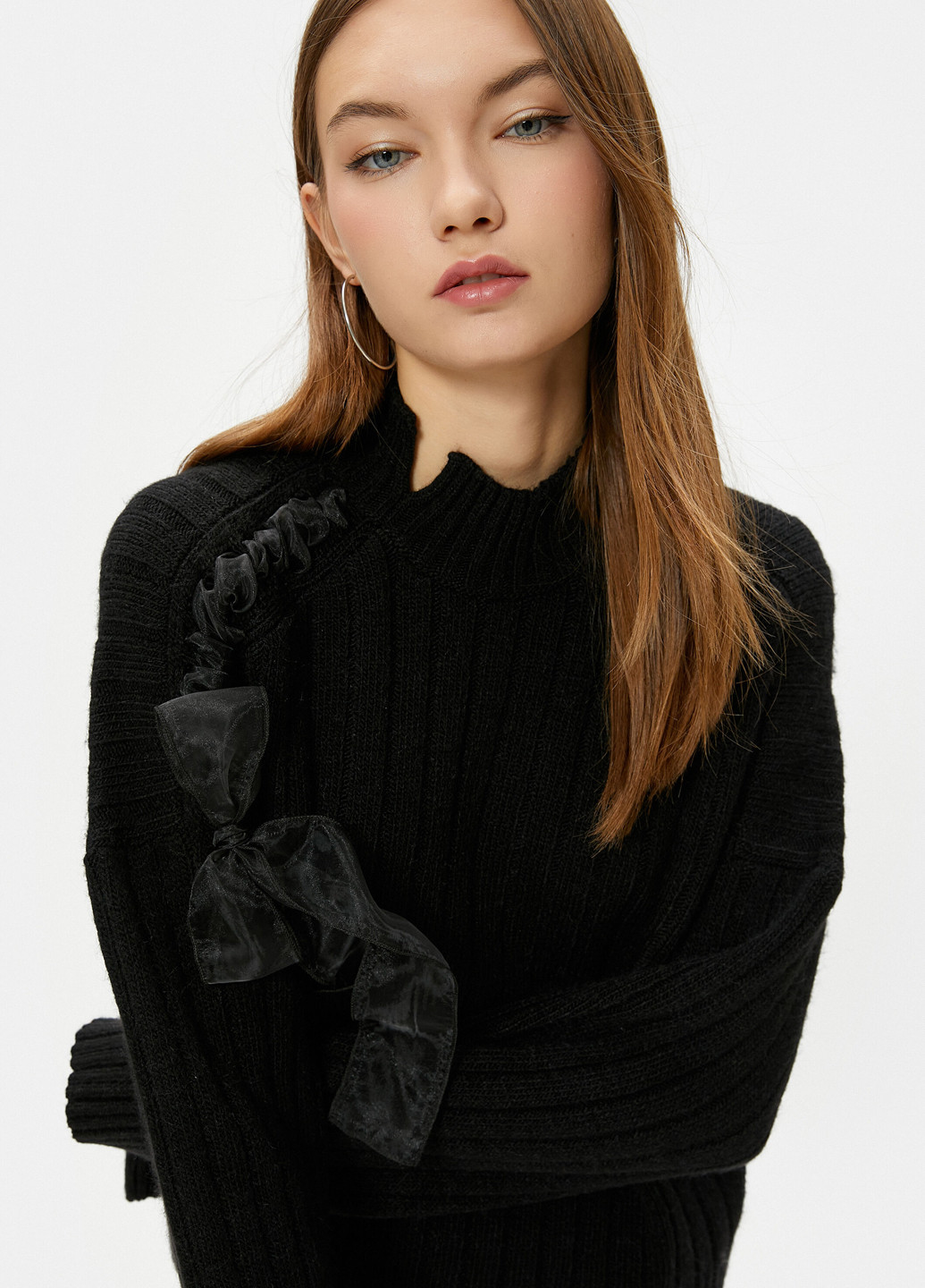 Чорний демісезонний світер KOTON