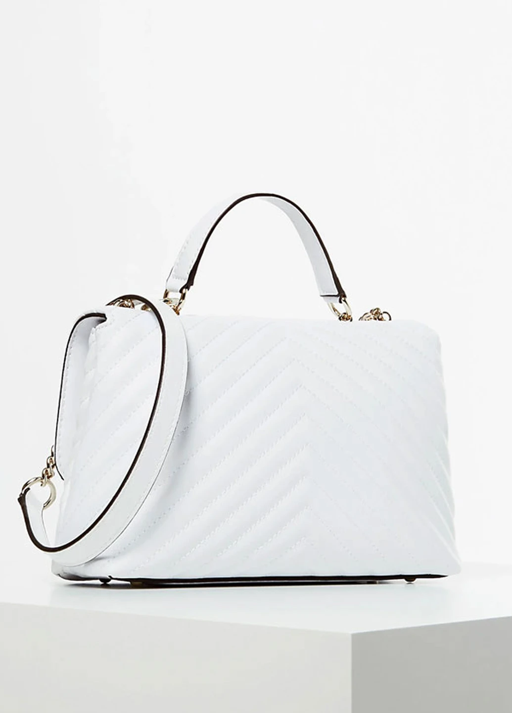Сумка Guess BLAKELY TOP HANDLE FLAP (251715373)