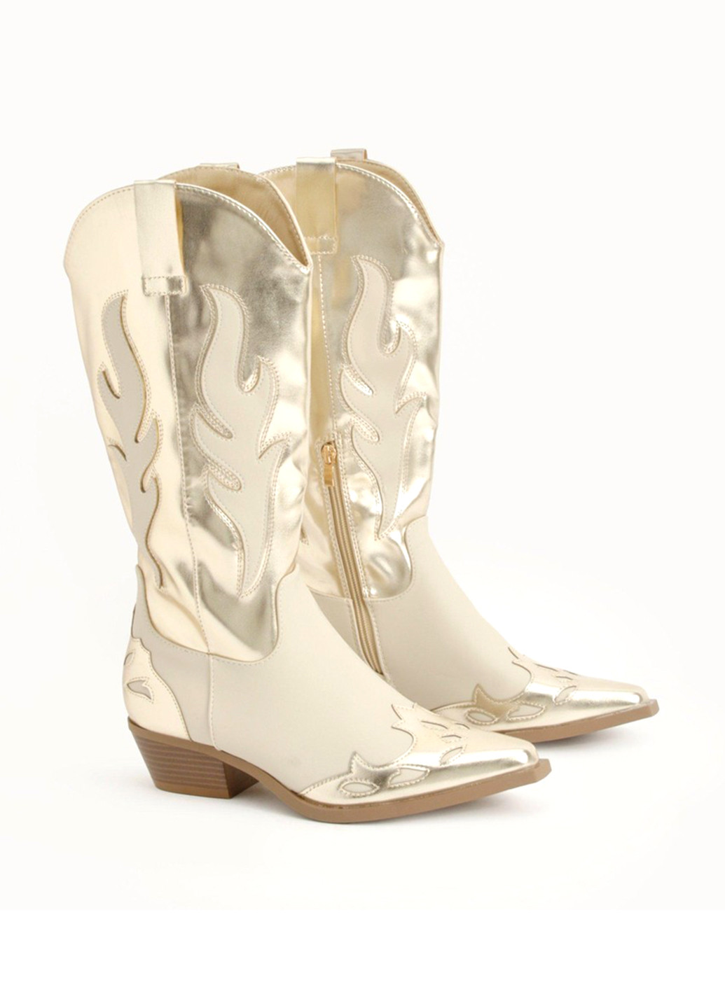 Осенние сапоги казаки Boohoo с аппликацией