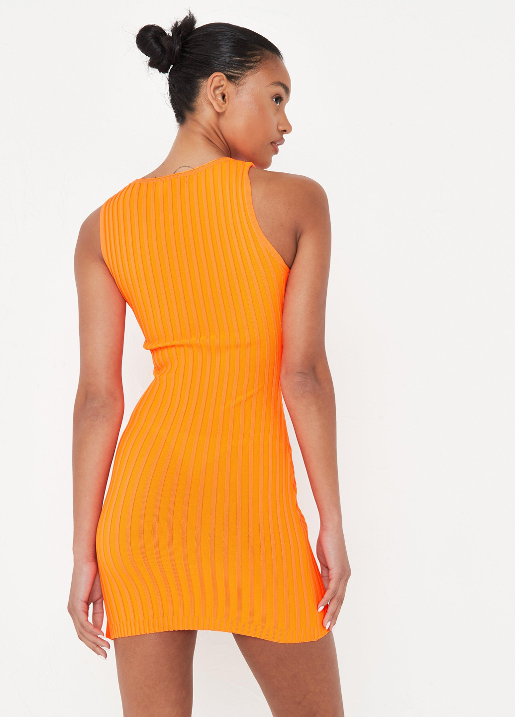 Светло-оранжевое кэжуал платье Missguided однотонное