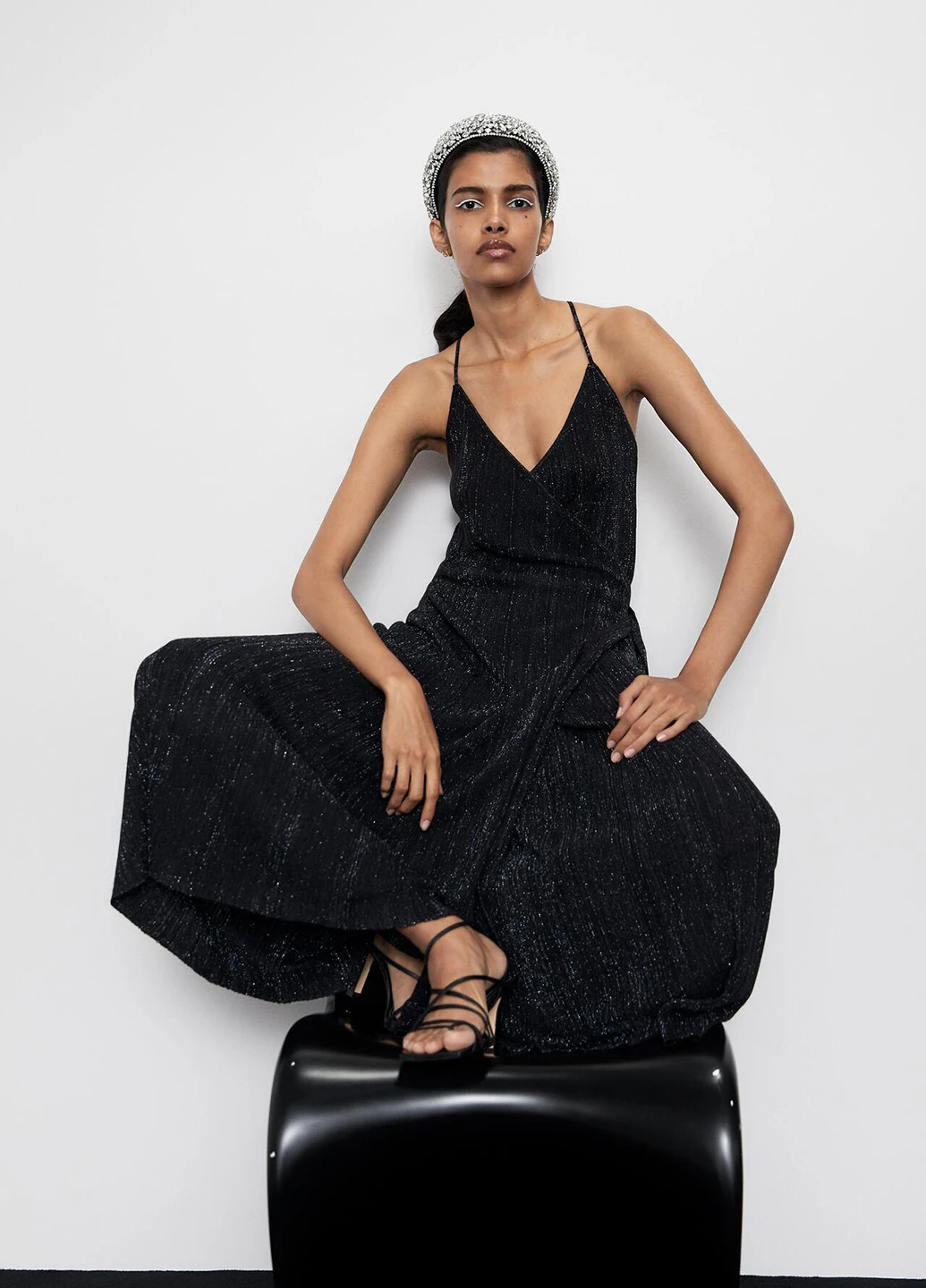 Черное вечернее платье на запах Zara меланжевое