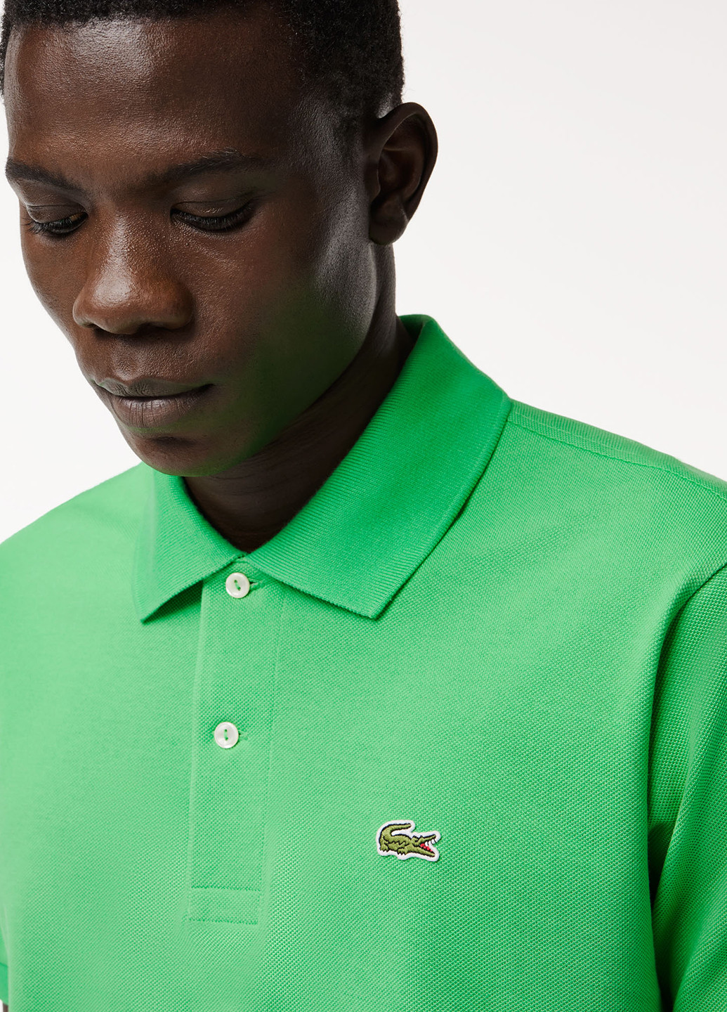 Зеленая футболка-поло для мужчин Lacoste с логотипом