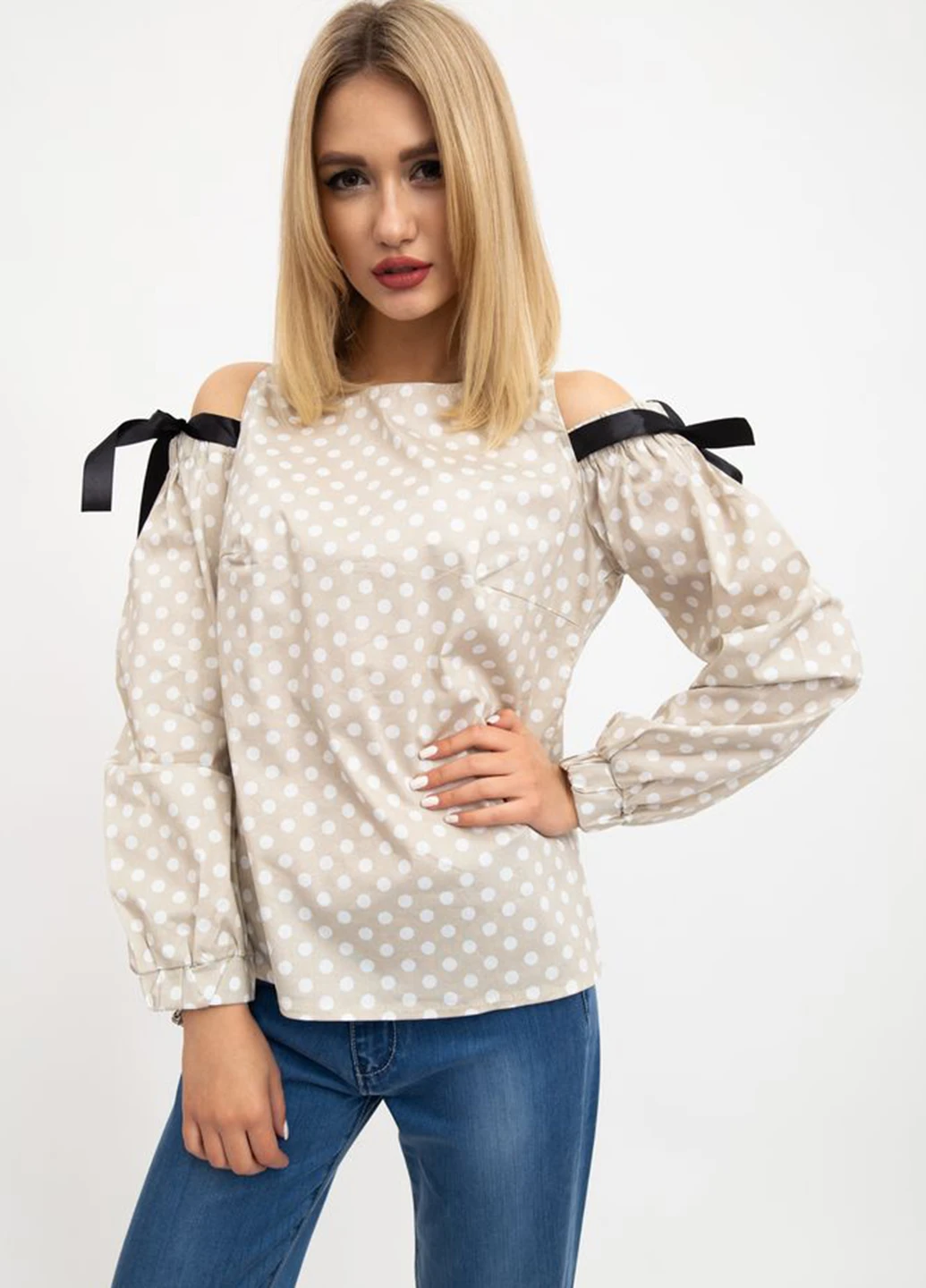 Бежева блуза Kamomile