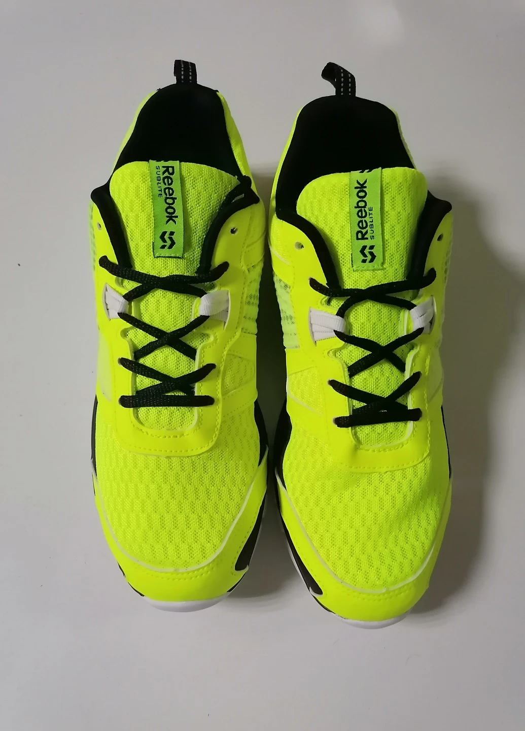 Салатовые демисезонные кроссовки Reebok