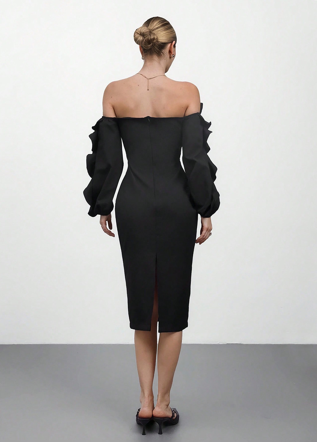 Чорна вечірня сукня силуетна, на одне плече SHEIN однотонна