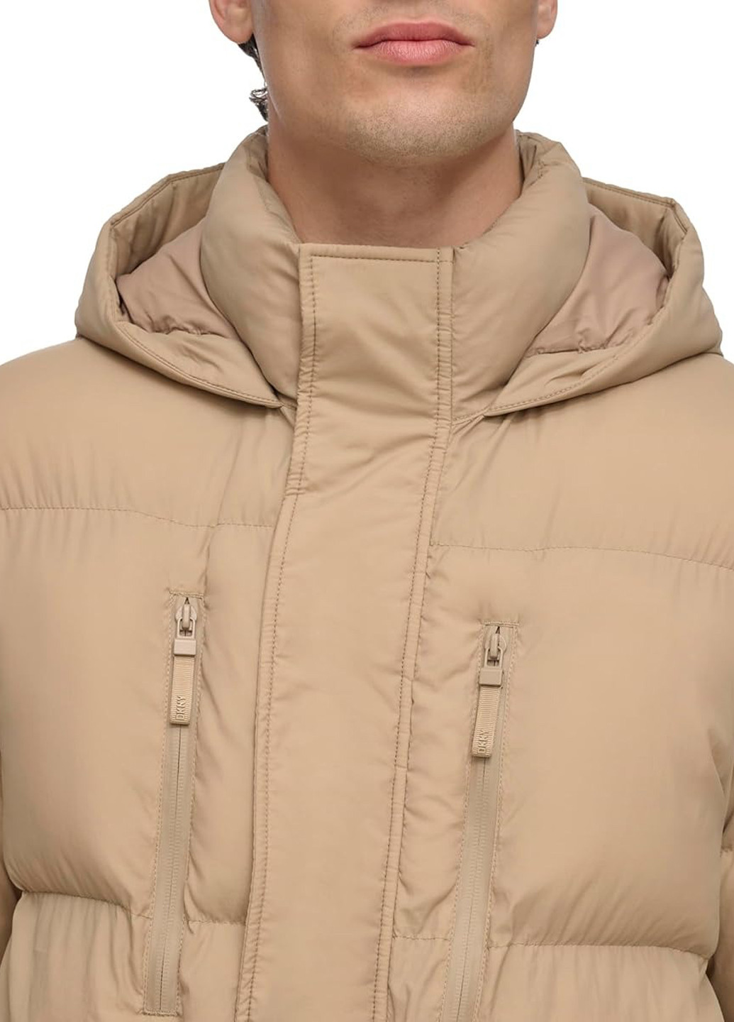 Бежевая демисезонная куртка DKNY