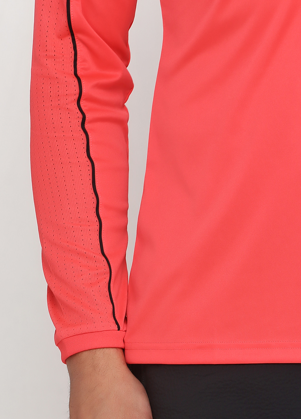 Розовый демисезонный спортивный лонгслив adidas однотонный